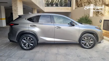  9 Lexus NX 300h Fsport