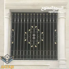  22 التاجي لجميع أنواع الحدادة والصيانة والدهان بأعلى جودة ومتانة لا تضاهى.
