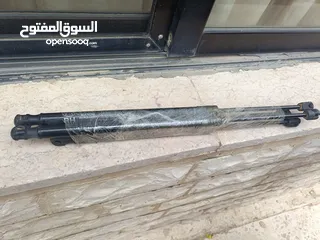  3 صنوبرصات باب خلفي كيا نيرو  وهيونداي ايونيك+++++++كيا سول كوري