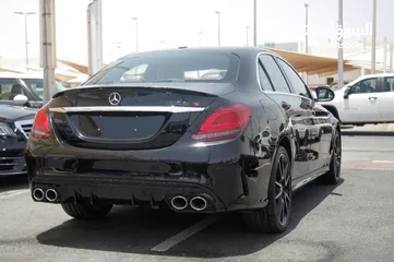  4 للبيع مرسيدس C300 موديل 2019 وارد بحاله ممتازه السعر 60000 الف درهم غير قابل علي الكاش