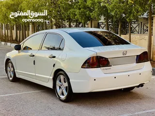  4 هوندا سيفك2007 للبيع في الخليل