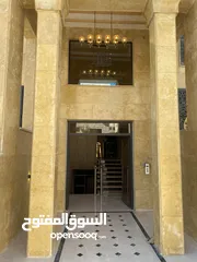  5 شقق فاخرة للبيع مساحات 184م