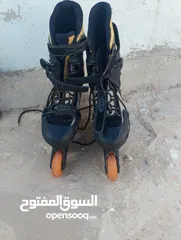  2 سكيت (بوت عجال) عدد 2 مستعمل بحال الجديد بسعر مغري