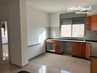  3 شقه فارغة للايجار في عين منجد فرب سوبرماركت بغداد