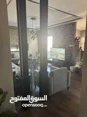  16 شقة للبيع طابق ثالث بمنطقة السابع بسعر مغري جدا