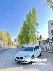  1 سيات ليون. 2020