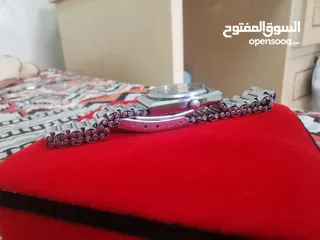  4 للبيع ساعة رادو أصلية