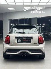  8 Mini Cooper S 2022  agency warranty and free maintenance