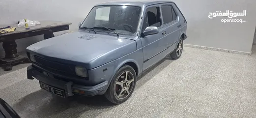  11 فيات 127موديل 1980غيار عادي ماتور 900قانوني عليها ترخيص سنة