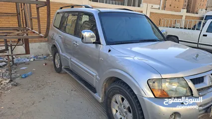  2 pajero 2003 model for sale 400 dinar