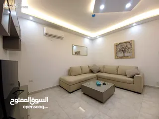  5 شقة مفروشة للإيجار في اللويبدة  ( Property 35928 )