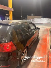  1 قولف2008 السياره نضيفه
