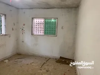  4 بيت طابقين مستقل للبيع على شارع مباشرة