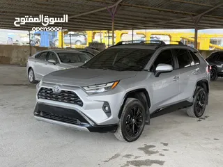  1 تويوتا راف فور ((2022)) SE بلاك ايديشن، بطاريه ليثيوم، فل كامل، فحص كامل، فورويل، حره، بسعر مميز..