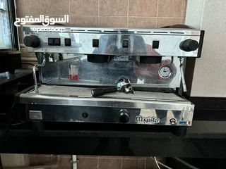  1 ماكينة قهوة ماجستر