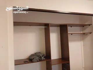  4 خزانه حائط  تفصيل اقل من عام  ثلاث ظرفات