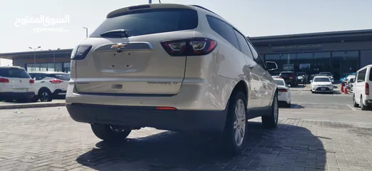  24 شيفروليه ترافيرس LT ابيض خليجي Chevrolet Traverse LT White Gulf