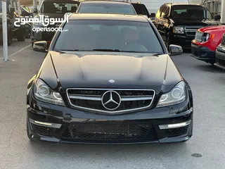  8 Mercedes C300 full options 2013