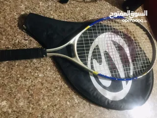  4 مضرب تنس ارضي