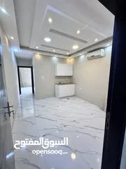  2 مكتب تجاري مميز في الدوار السابع 33 متر للايجار