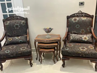  4 طقم كنب ضيوف شبه جديد