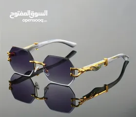  3 النظارة سعرها اعلى من هيك بكثير  بس لازم نخلص المنتج عشان ننزل منتج جديد  ومتوفر عنا تي شي بسعر نارر
