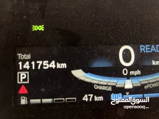  10 BMW i3 2014 REXسيارة للبيع بحالة ممتازة لون مميز