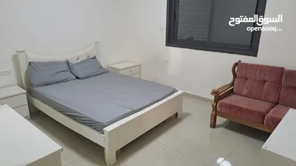  1 شقة مفروشة مدخل خاص