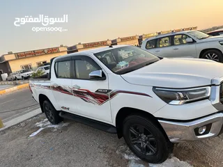  10 تويوتا هايلوكس 4x4 ساز فول مواصفات كفالة عامة