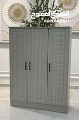  2 الخزانة الثلاثية الفاخرة – سعة أكبر وشكل أرتب  قطعة بتغيّر مدخل البيت 180 درجة... واسعة، قوية