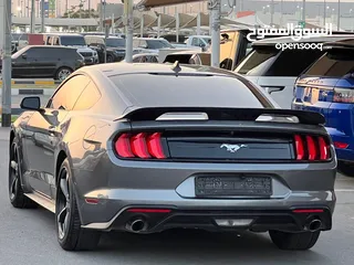  6 FORD MUSTANG EcoBoost V.4 Turbo 2022