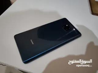  2 Huawei Mate 20X