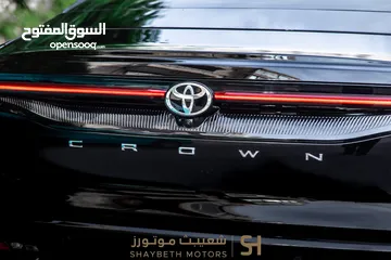  13 Toyota Crown hybrid 2023 premium