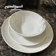  1 طقم سفرة 18 قطعة