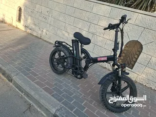  3 دراجه كهربائيه عجل عريض 48 فولت21 امبير