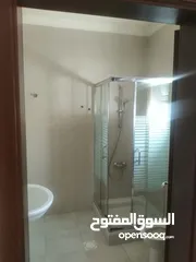  10 شقة مميزة - الرابية - 4نوم - بلكونتين بإطلالــــه مميزة - قرب الخدمات العامة