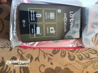  8 هواتف متنوعه تش  خطين و ميموري  بسعر تلفون لوكس