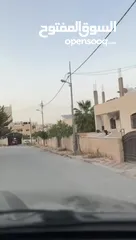  8 فيلا عظم للبيع الزرقاء ضاحية المدينة بسعر مغري