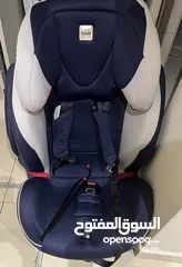  3 كرسي سيارة للأطفال ماركة إيطالي  بحالة الوكالة للبيع( السعر نهائي)