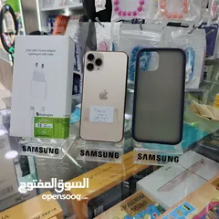  1 جهاز نظيف جداً11pro مغير بطارية فقط 256g مع بكج هدايا