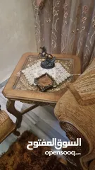  11 طقم كنب وطقم طاولات وسط وطقم طاولات سيرفس و برادي للبيع بسعر مغري جميع الاثاث تفصيل لا يوجد اي كسر