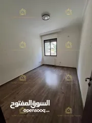  11 شقة فاخرة سوبر ديلوكس في أرقى ضاحية الأمير راشد أرضي مع ترس واسع