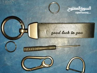  4 ميداليات رجالية مميزة للبيع