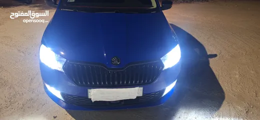  2 سيارة فابيا هاتشباك تصنيع 2020 black edition
