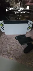  3 selling console and 5 games 1 controller