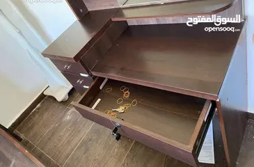  8 غرفة نوم شبه جديدة عمان