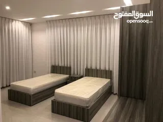  7 تخوت مفرد ومزدوج