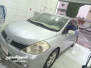  8 نيسان تيدا...Nissan Tiida 2007