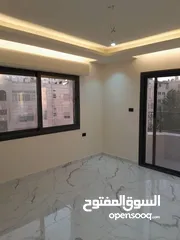  5 شقة مجددة بالكامل تطل على دوار البشيتي
