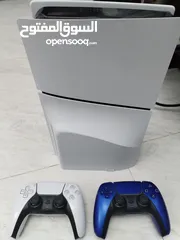  1 بلاستيشن 5 سلم ps5 slim مع مجموعة العاب وادين ثنتين اصليات ..................................